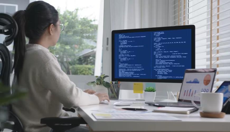 揭东区企业数字化解决方案:机器学习赋能商业模式升级的核心路径